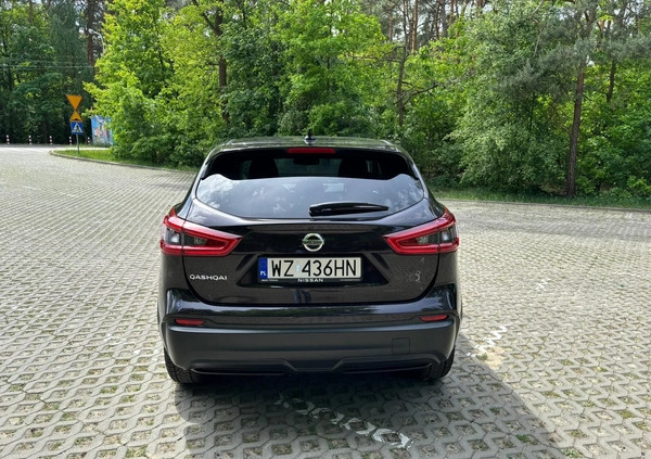 Nissan Qashqai cena 69000 przebieg: 36000, rok produkcji 2018 z Czersk małe 352